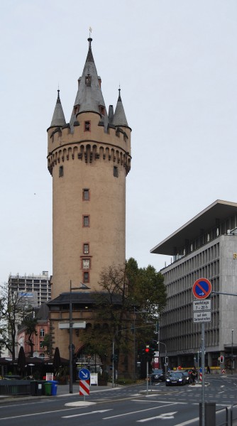 Eschenheimer Turm Frankfurt November 2012