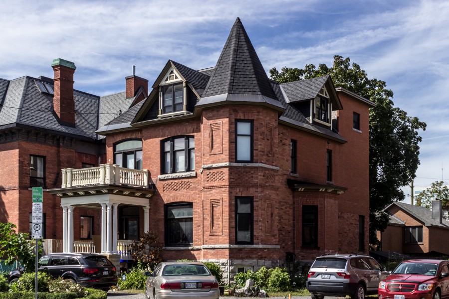 Frank St Ottawa