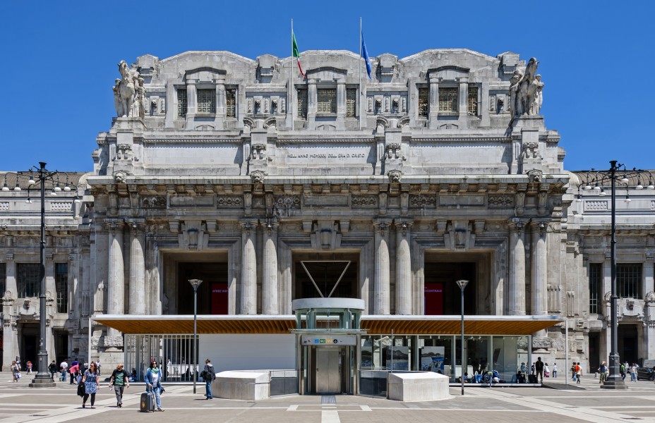 Front view of Milan Stazione Centrale entrance portico