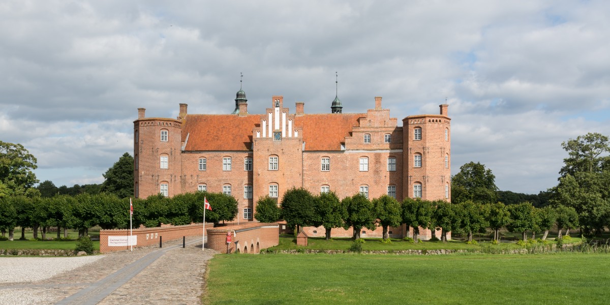 Gammel Estrup (Norddjurs Kommune).Hovedbygning.04.707-112730-1.ajb