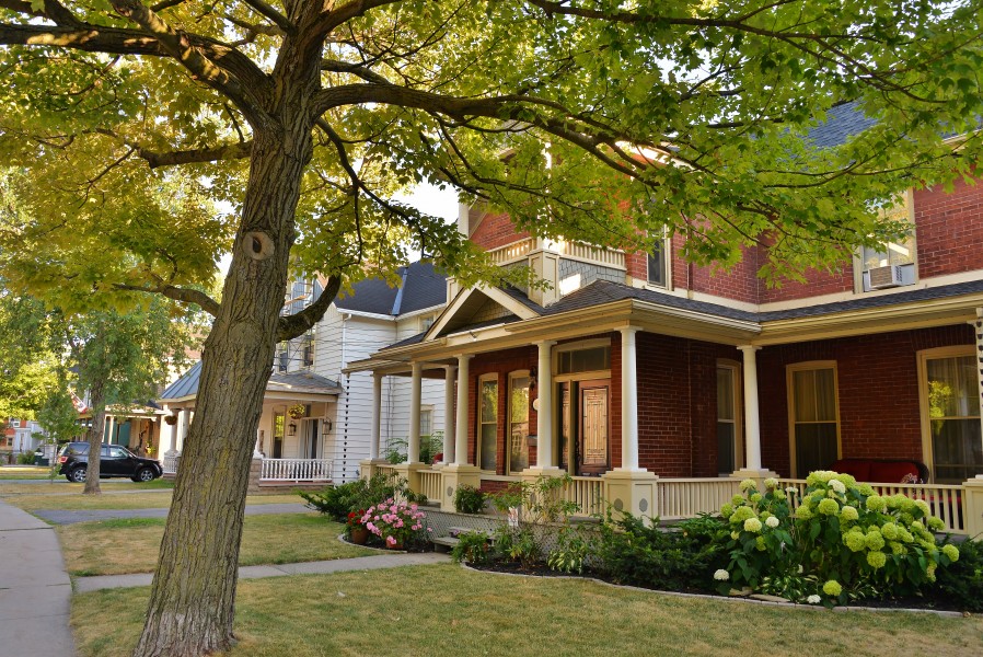Gananoque 420 Stone St S