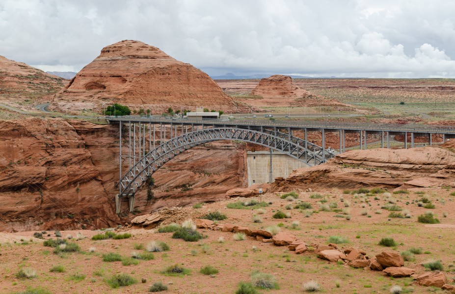 Glen Canyon Dam Bridge 01 2013