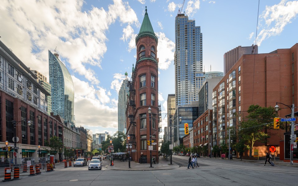 Gooderham Building August 2017 01