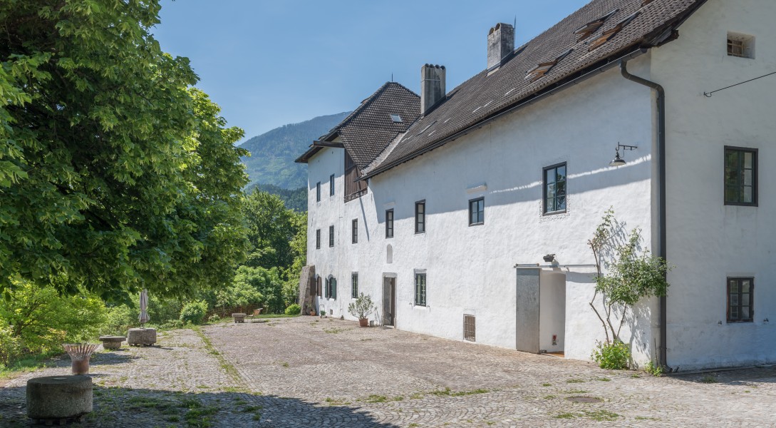 Grafenstein Saager 1 Schloss 12052015 3585