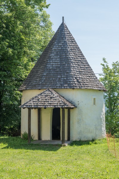 Grafenstein Saager Karner Hoke-Grabstaette 12052015 3581