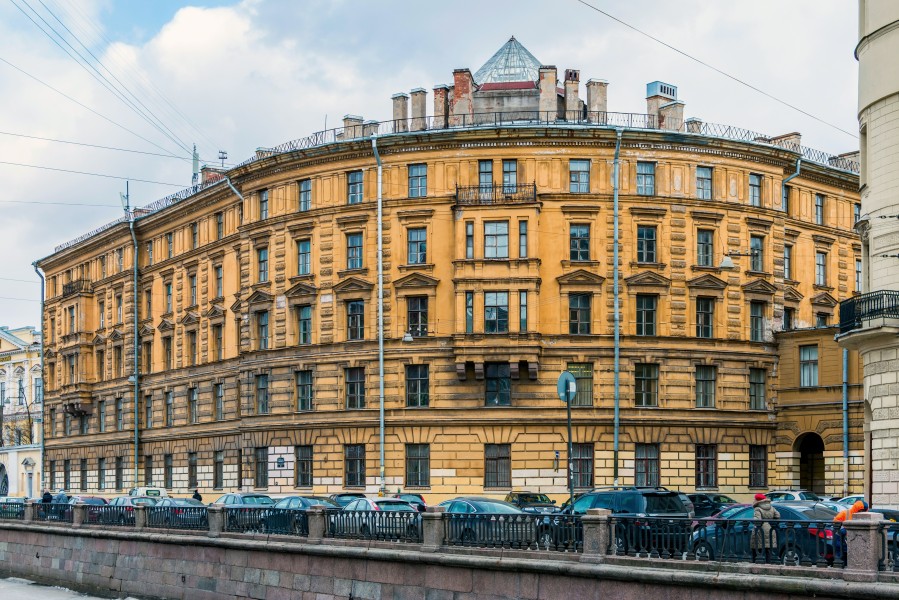 Griboedov Canal Embankment 32