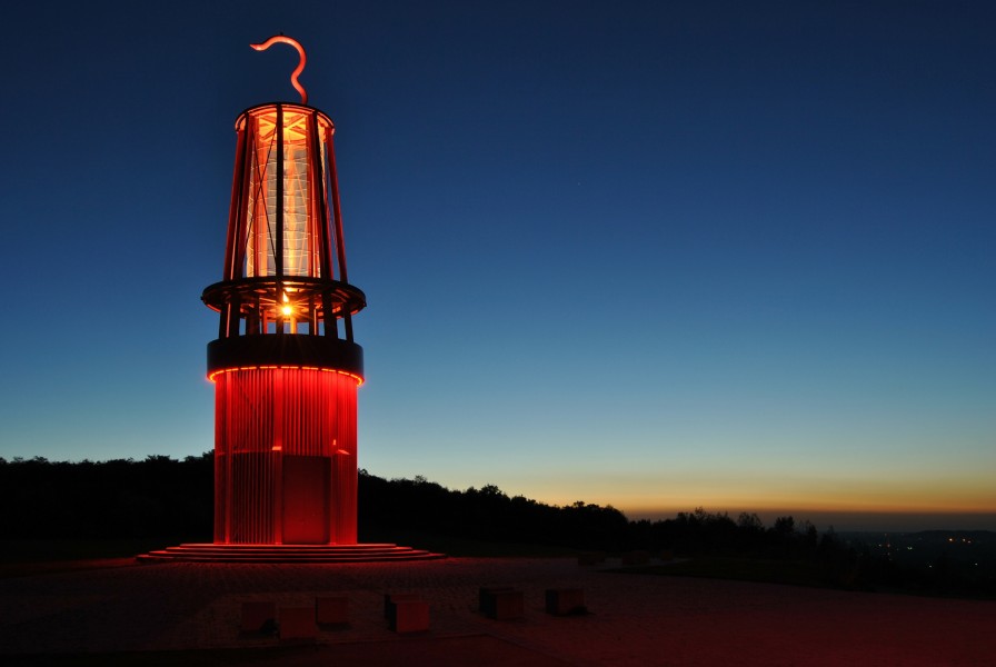 Grubenlampe, Halde Rheinpreußen, Blaue Stunde, 2010-10-09, I