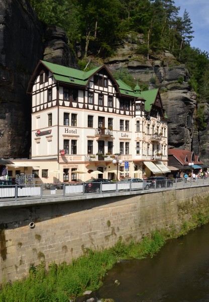 Hřensko (Herrnskretschen) - hotel Lipa