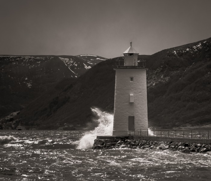 Høgsteinen fyr