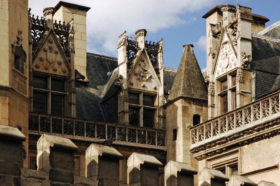Hôtel des abbés de Cluny