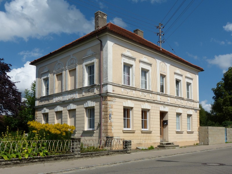Hauptstraße 33 (Kirchheim in Schwaben)
