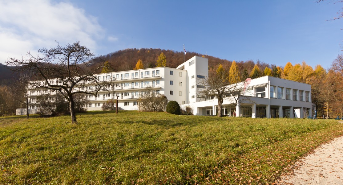 Haus auf der Alb - Rückseite-5449