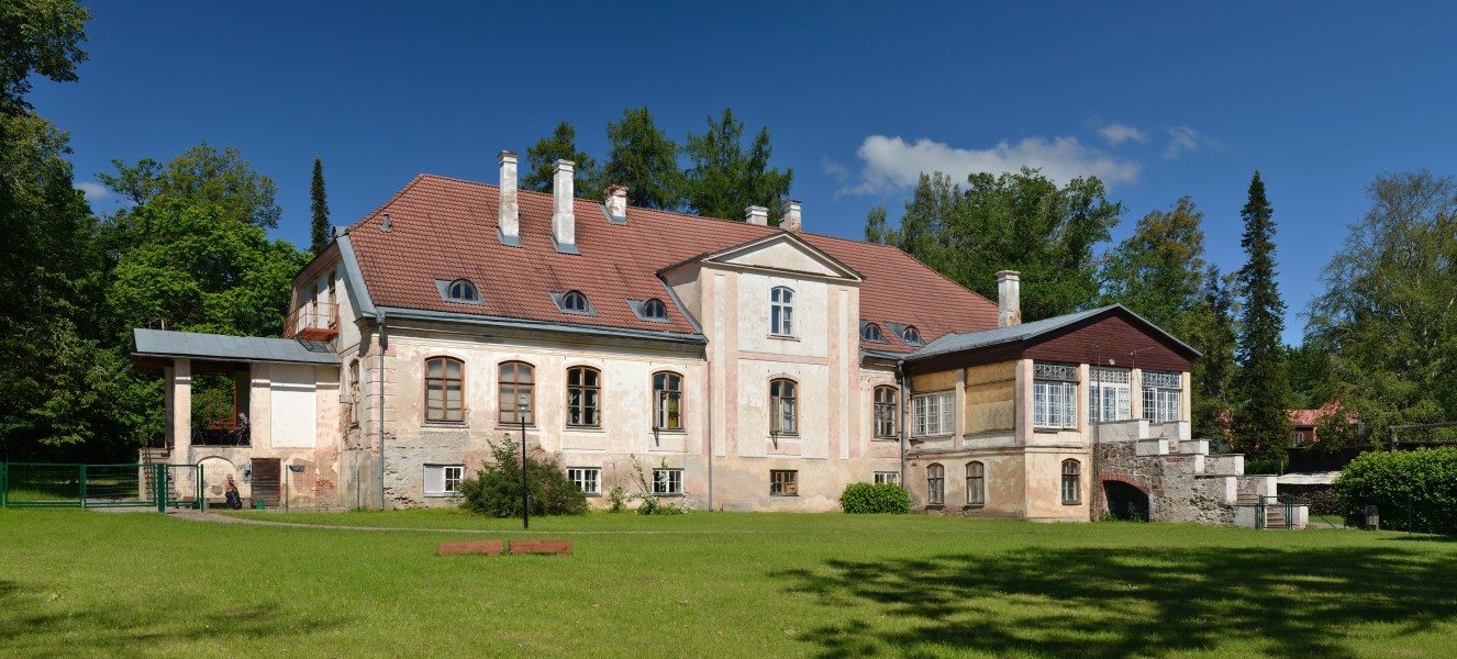 Hellenurme mõisa peahoone
