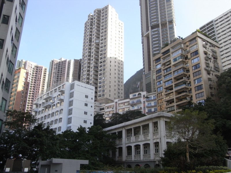 HK Mid-levels 羅便臣道 80 號 Robinson Road old house 英華女校 Ying Wa Girl's School Oct-2010