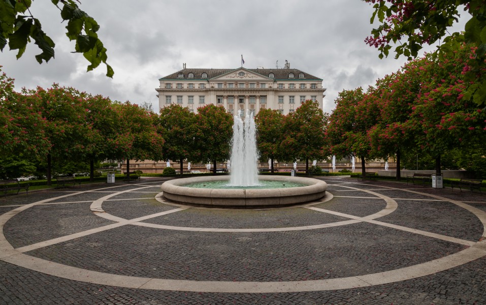 Hotel Esplanade, Zagreb, Croacia, 2014-04-20, DD 02