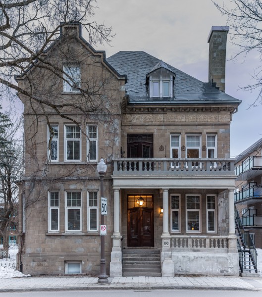 House in Québec city