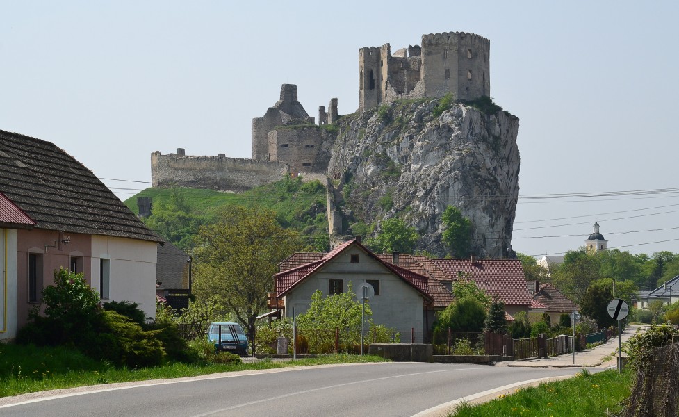 Hrad Beckov (by Pudelek)