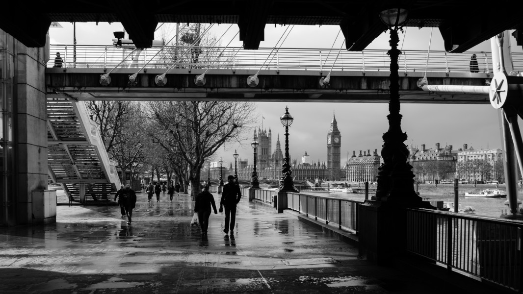 Hungerford bridge April 2014