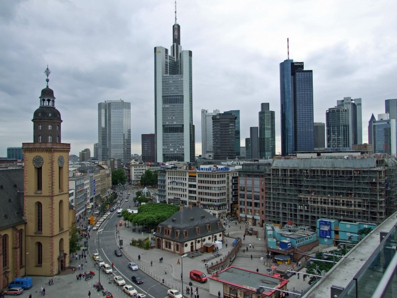 Innenstadtpanorama-ffm001
