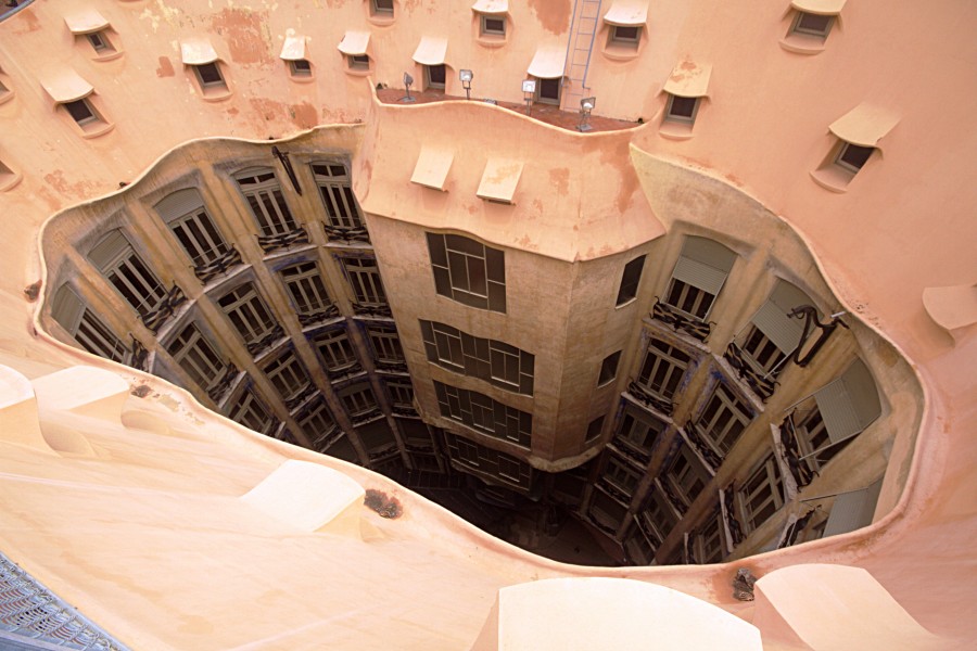 Internal courtyard - Casa Milà - Barcelona 2014 (4)