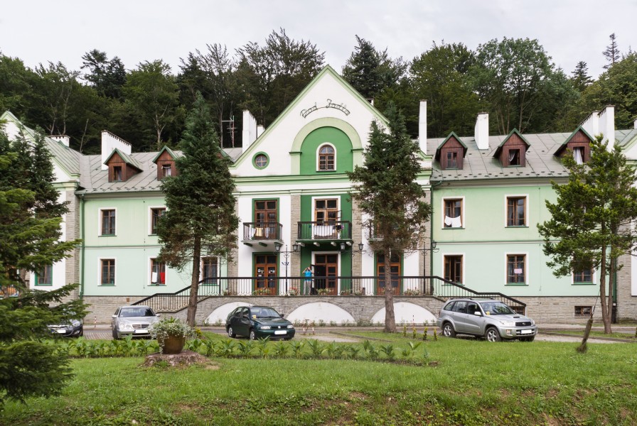 Iwonicz-Zdrój, Pod Jodłą 01