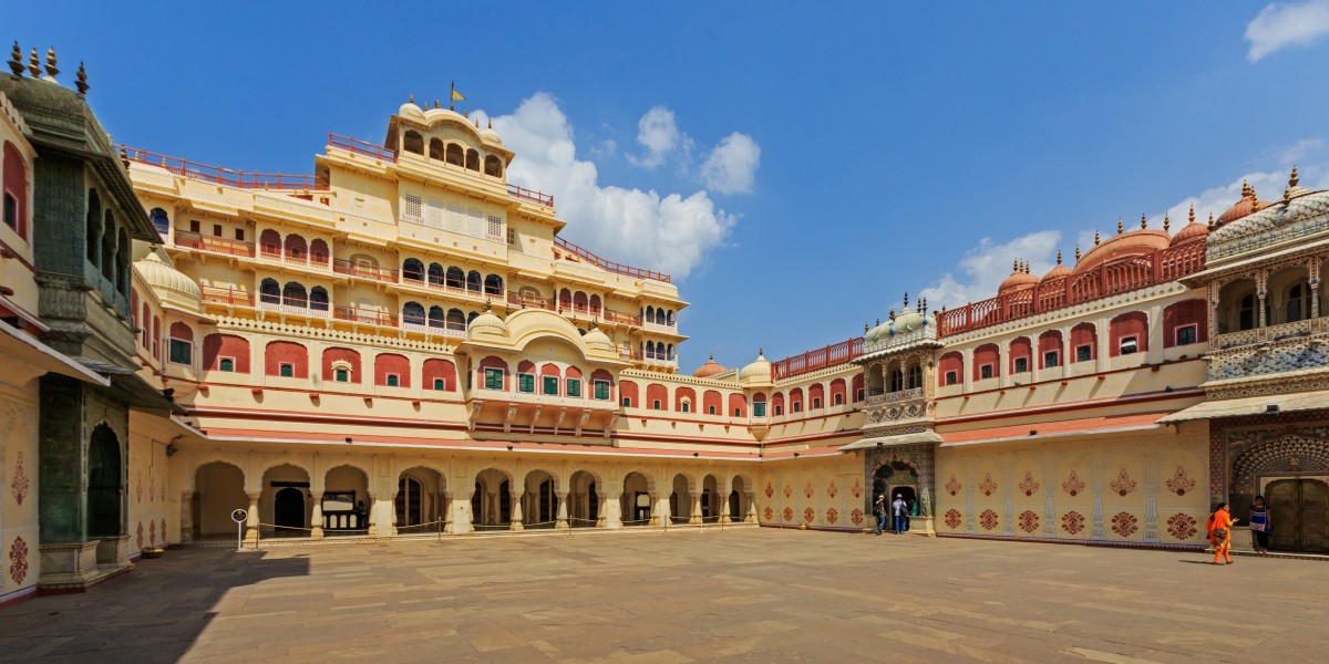 Jaipur 03-2016 22 City Palace complex