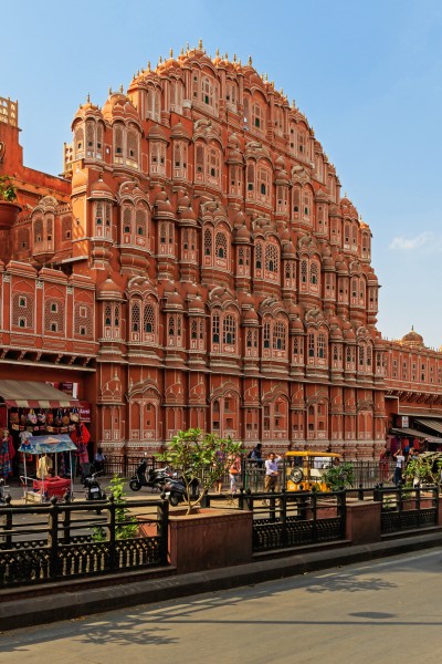 Jaipur 03-2016 27 Hawa Mahal - Palace of the Winds