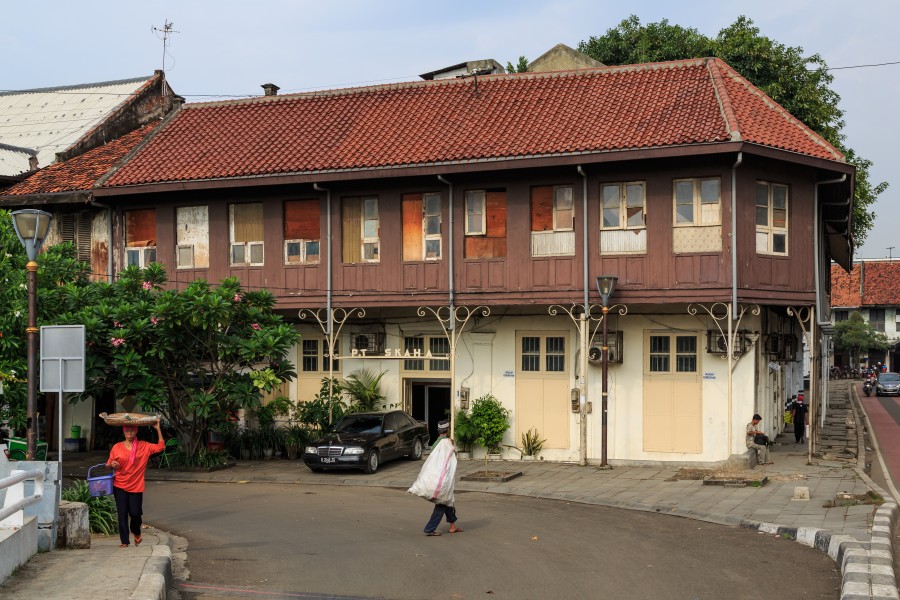 Jakarta Indonesia Colonial-houses-in-Kota-Jakarta-05