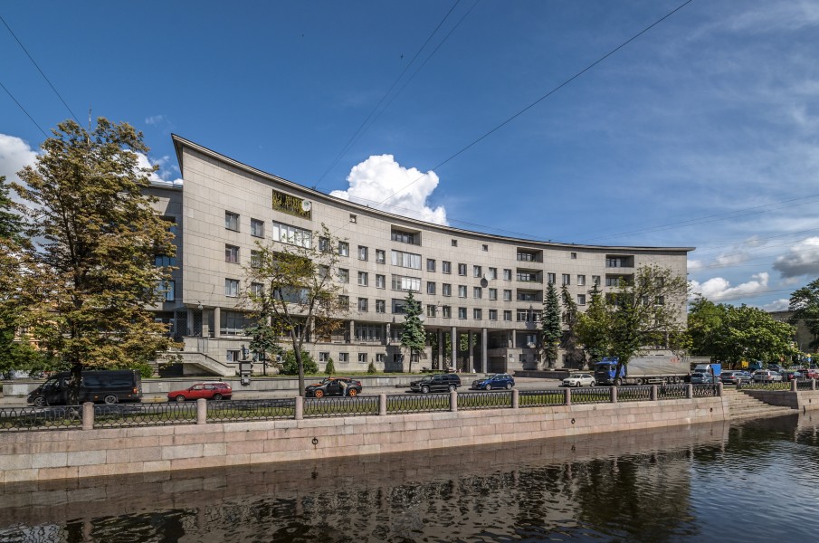 Karpovka River Embankment 02-1