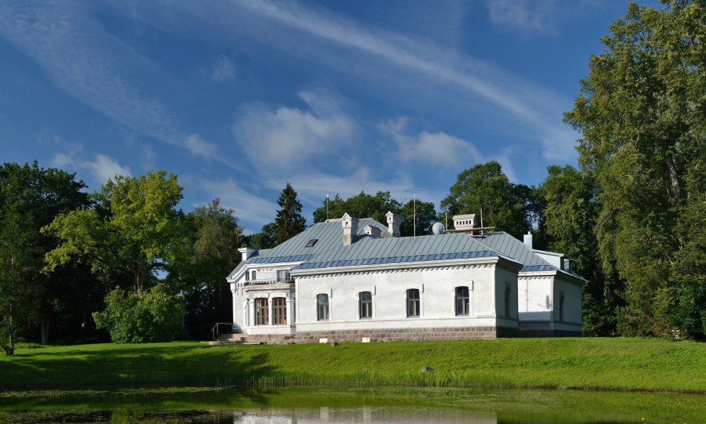 Kiviloo mõisa peahoone