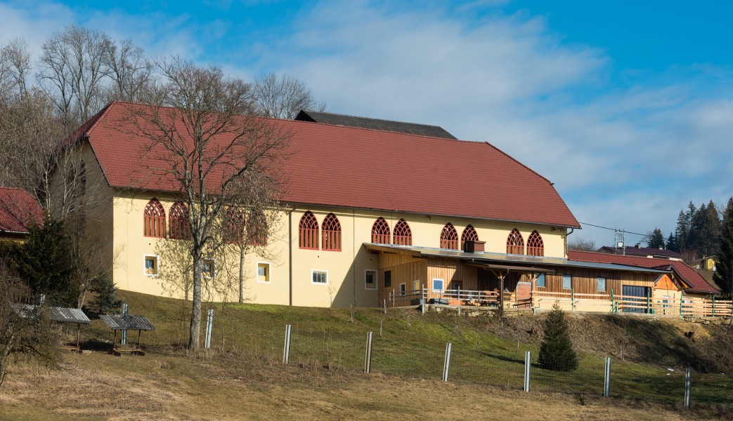 Klagenfurt Annabichl Ehrenbichlweg 31 Gut Ehrenbichl Wirtschaftsgebaeude 25012016 2667