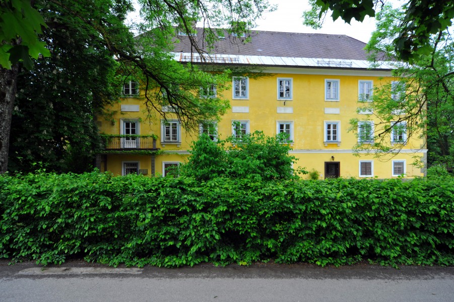 Klagenfurt Farchenhofweg 74 Gutshof Nordansicht 14052009 77