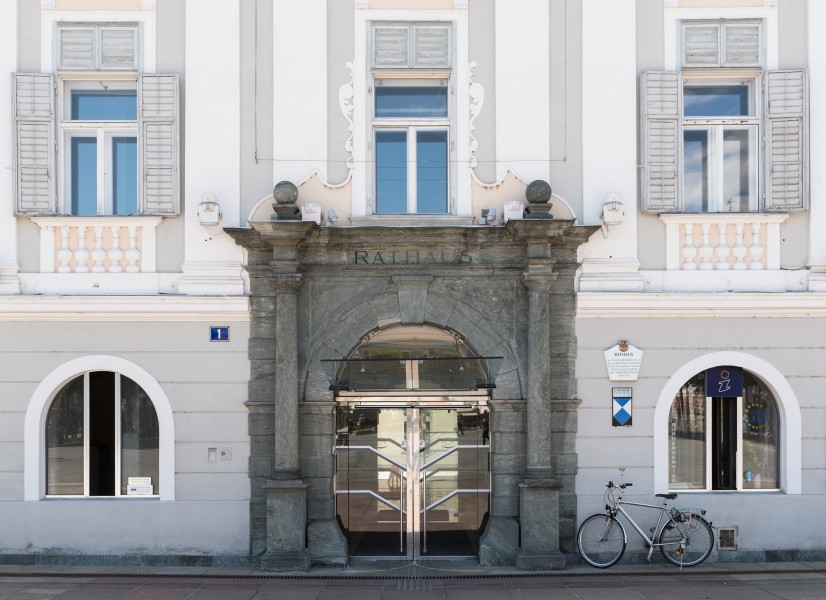 Klagenfurt Neuer Platz 1 Rathaus Hauptportal 18072016 3131