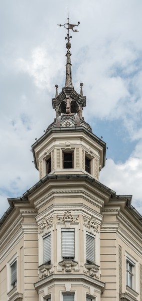 Klagenfurt Neuer Platz 6 Rainerhof SW-Erker 23072016 3937