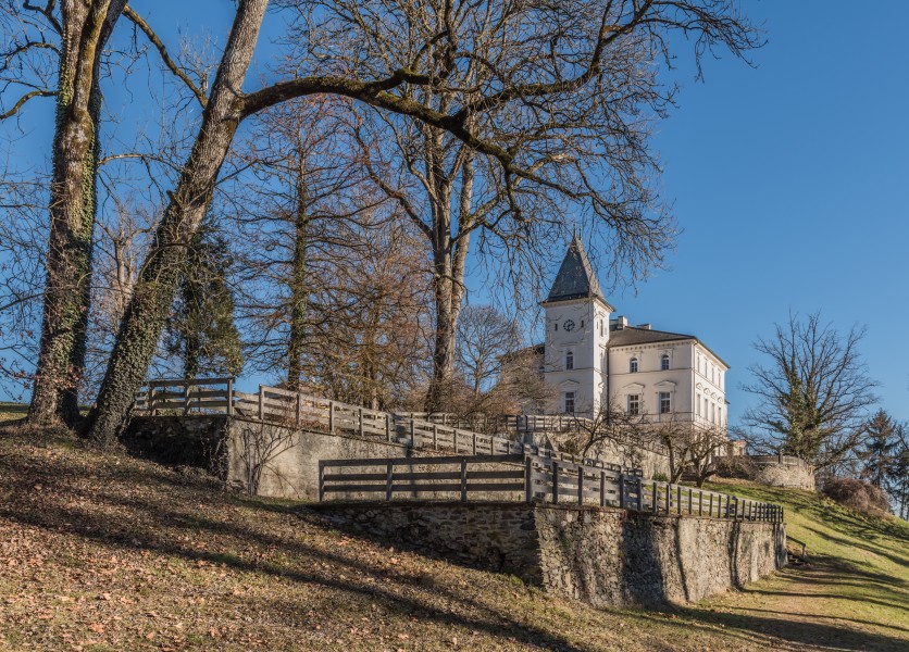 Klagenfurt Welzenegg Krastowitz 1 Schloss Krastowitz SW-Ansicht 29122016 5929