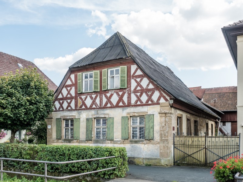 Kleukheim-Fachwerkhaus-8155773