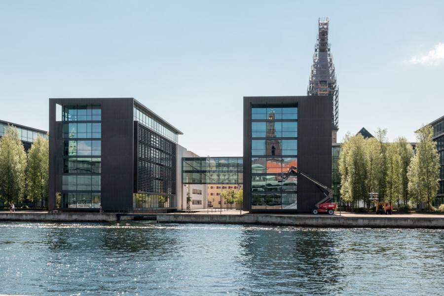 Kopenhagen (DK), Gebäude im Hafen -- 2017 -- 1496