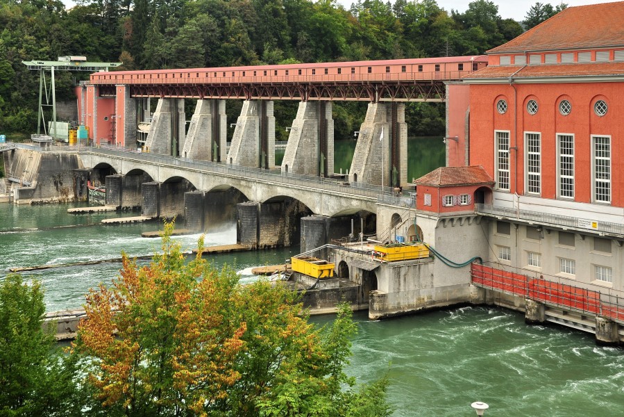 Kraftwerk NOK Eglisau-Rheinsfelden, Zollstrasse in Glattfelden 2011-09-17 15-21-22 ShiftN