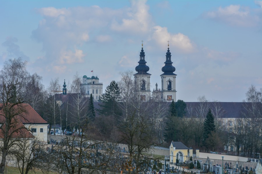 Kremsmünster Stift Turm Friedhof