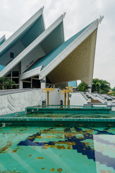 Kuala-Lumpur Malaysia Istana-Budaya-04