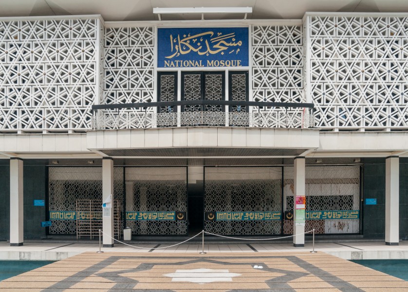 Kuala Lumpur Malaysia National-Mosque-05