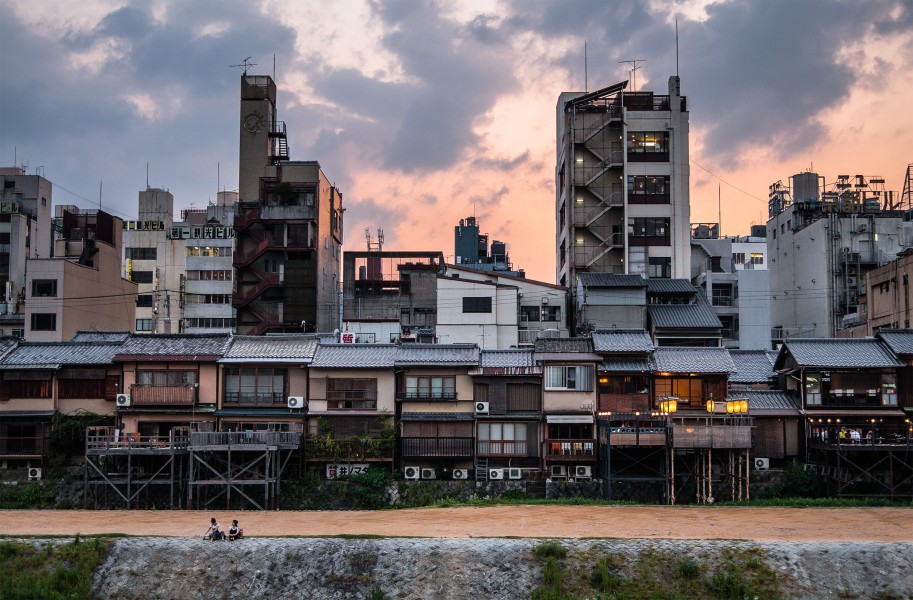 Kyoto getting dark (9359825384)