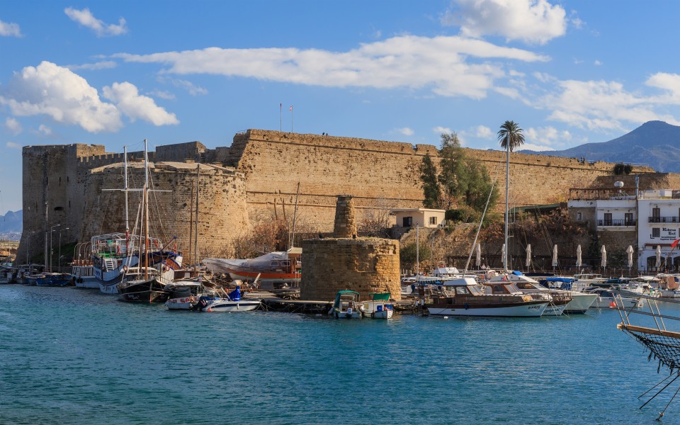 Kyrenia 01-2017 img11 Castle exterior