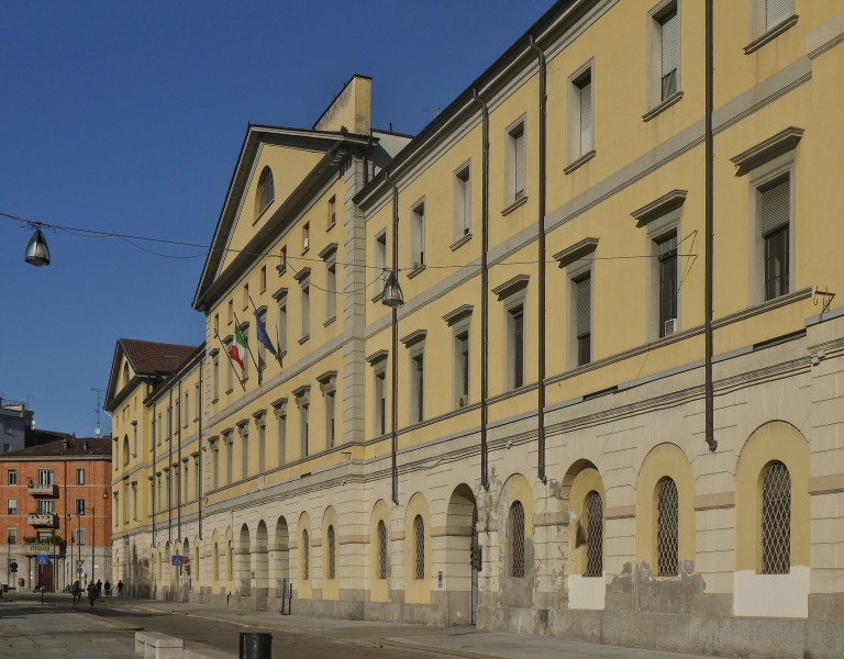 La caserma Garibaldi