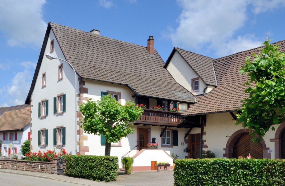 Lörrach-Hauingen - Steinenstraße 42 2
