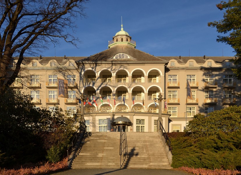 Lázně Jeseník (Bad Gräfenberg) - Hotel Priessnitz - vchod