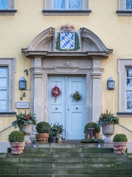 Lahm castle door P2RM0126