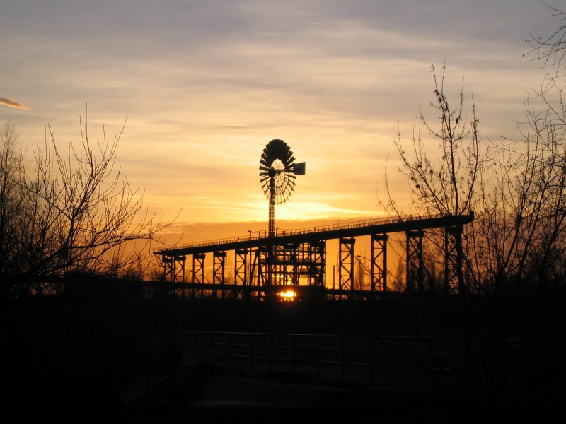 Landschaftspark DU-Nord Windrad