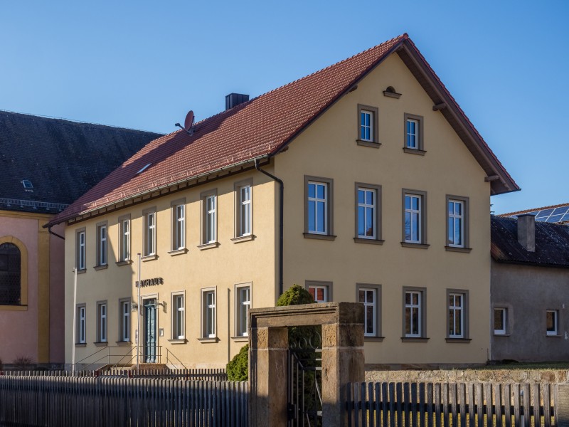 Lauter town hall P2RM0006