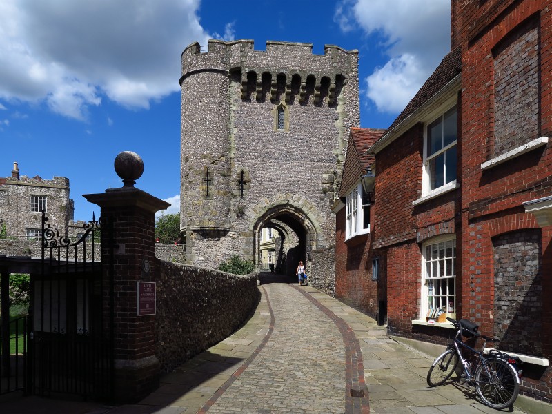Lewes Castle, Barbican